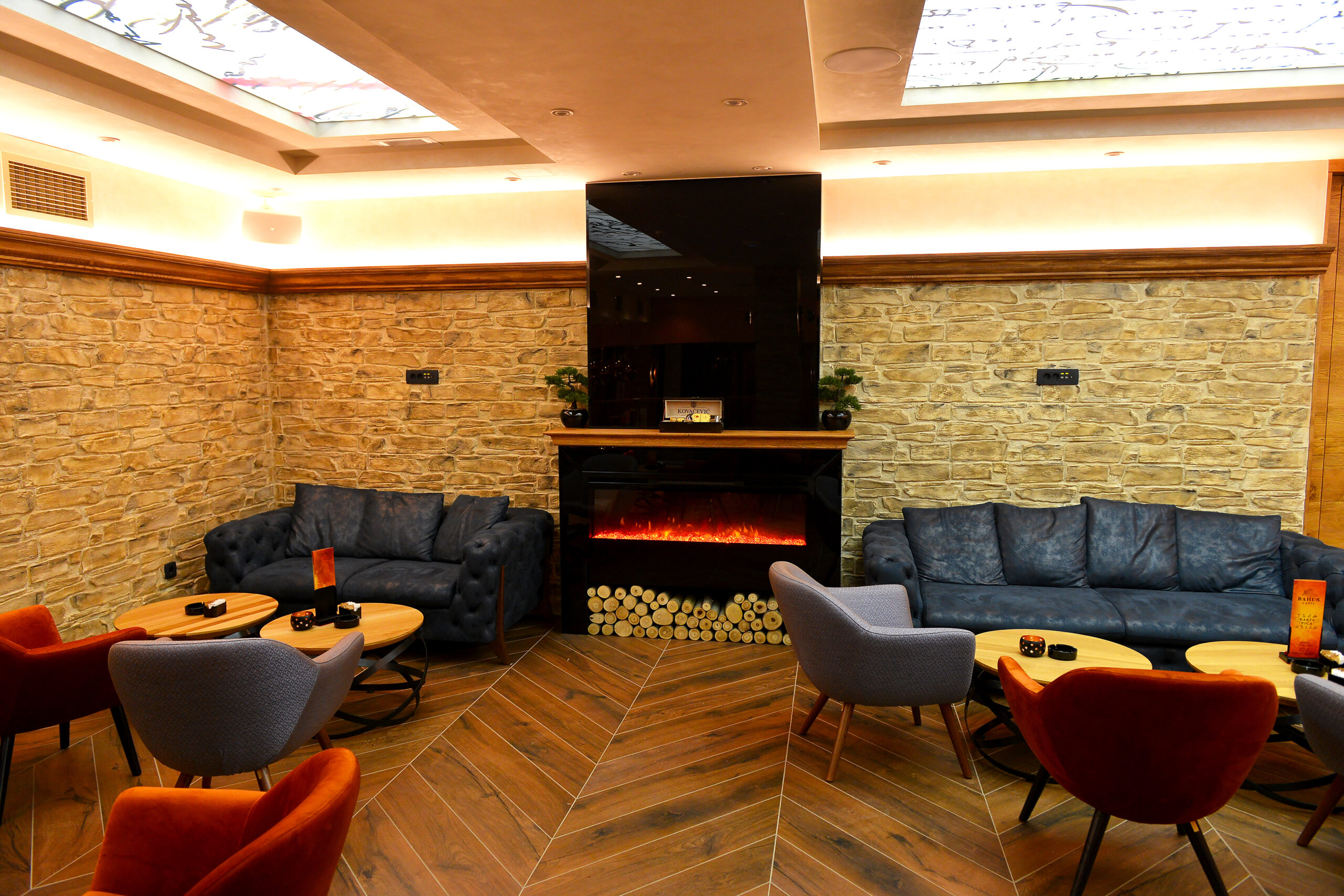 foto savic 063553909